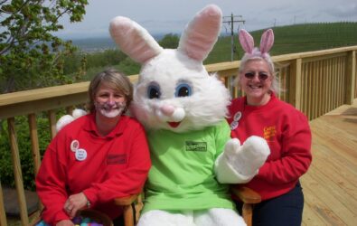 Easter Bunny at Carter Mountain Orchard