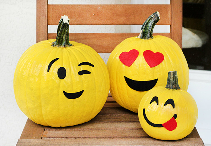 Pumpkin Crafts - Emoji Pumpkins Painting