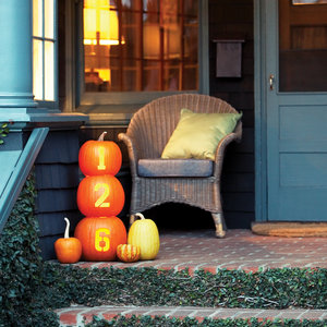 pumpkin craft house numbers
