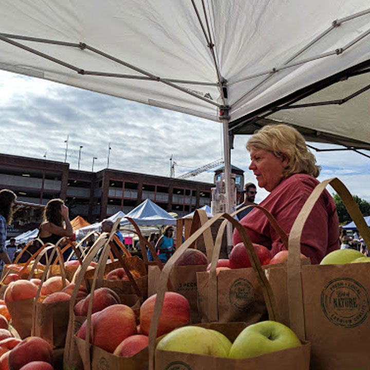 Cynthia Chiles and Chiles Family Orchards at Charlottesville City Market